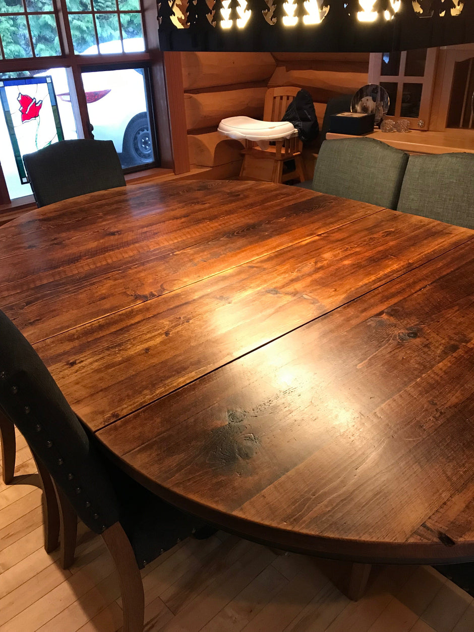 Elizabeth's five star review: "First Timer. Did my kitchen table and some boots today, worked great." Followed by a smiley face and a thumbs up emoji.