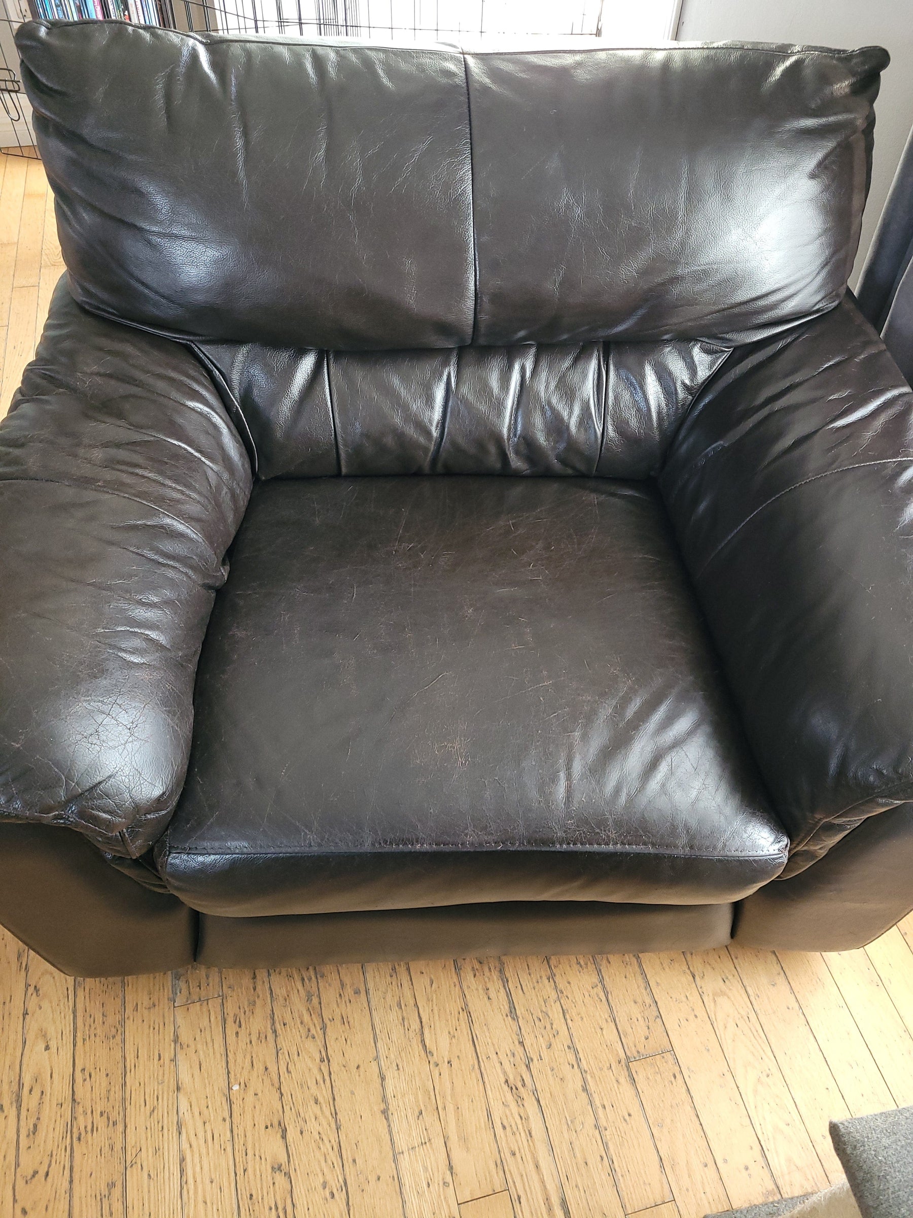 Michelle's five star review: "Works great. With 3 labradors our couch and chair was ruined, but leather better did a great job on making it look good again." The scratches are far less noticable.